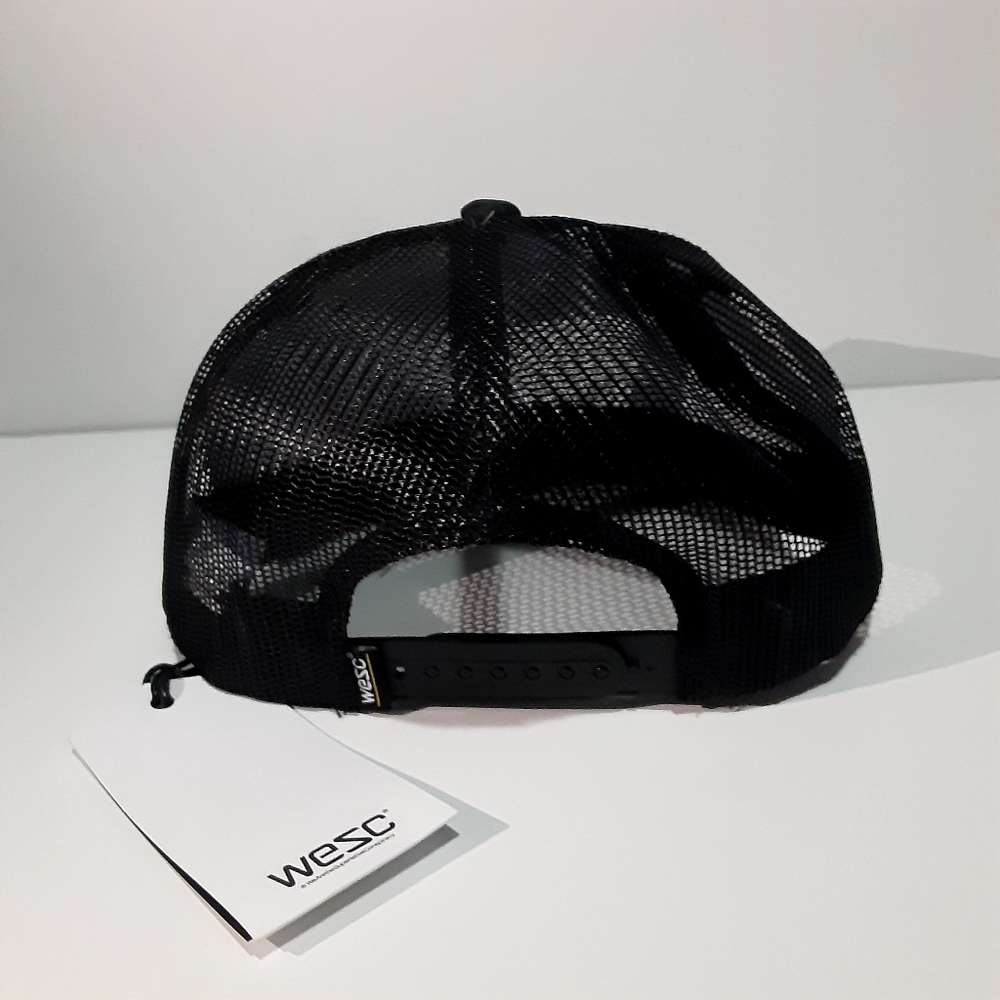 Wesc snapback hat - Picture 3 of 3